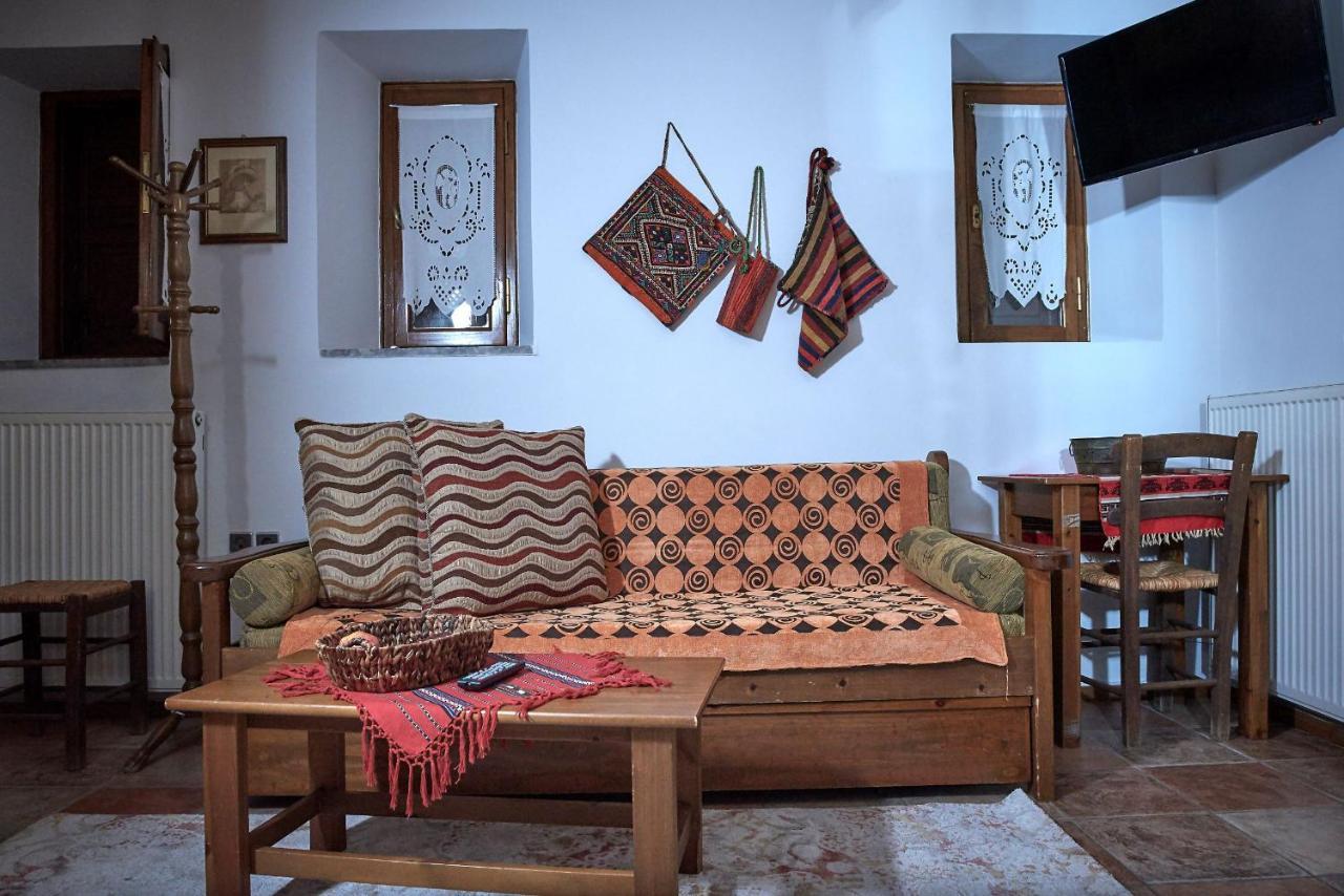 Malevos Traditional Houses Agios Petros  Extérieur photo